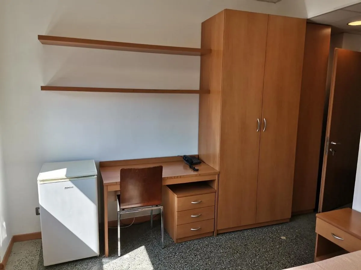 For Students Only Cosy Ensuite Rooms At Galileo Galilei In Milan Italy