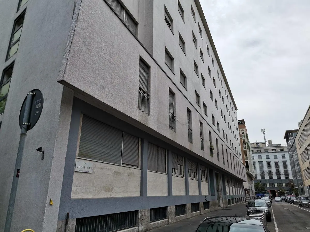 For Students Only Cosy Ensuite Rooms At Galileo Galilei In Milan 0*,  Italy